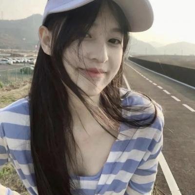 爱上小男人